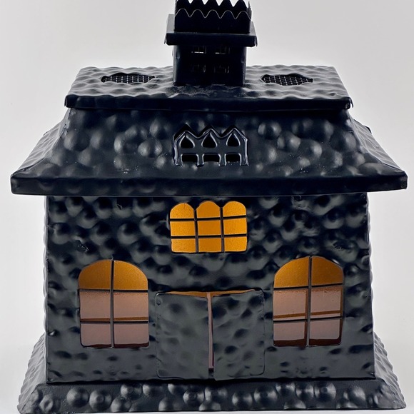Black Metal Haunted House Candle Holder Halloween Decoration Spooky Decor - Picture 1 of 16